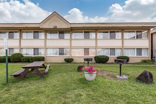 Quality Inn & Suites Vestal Binghamton Near University image 11